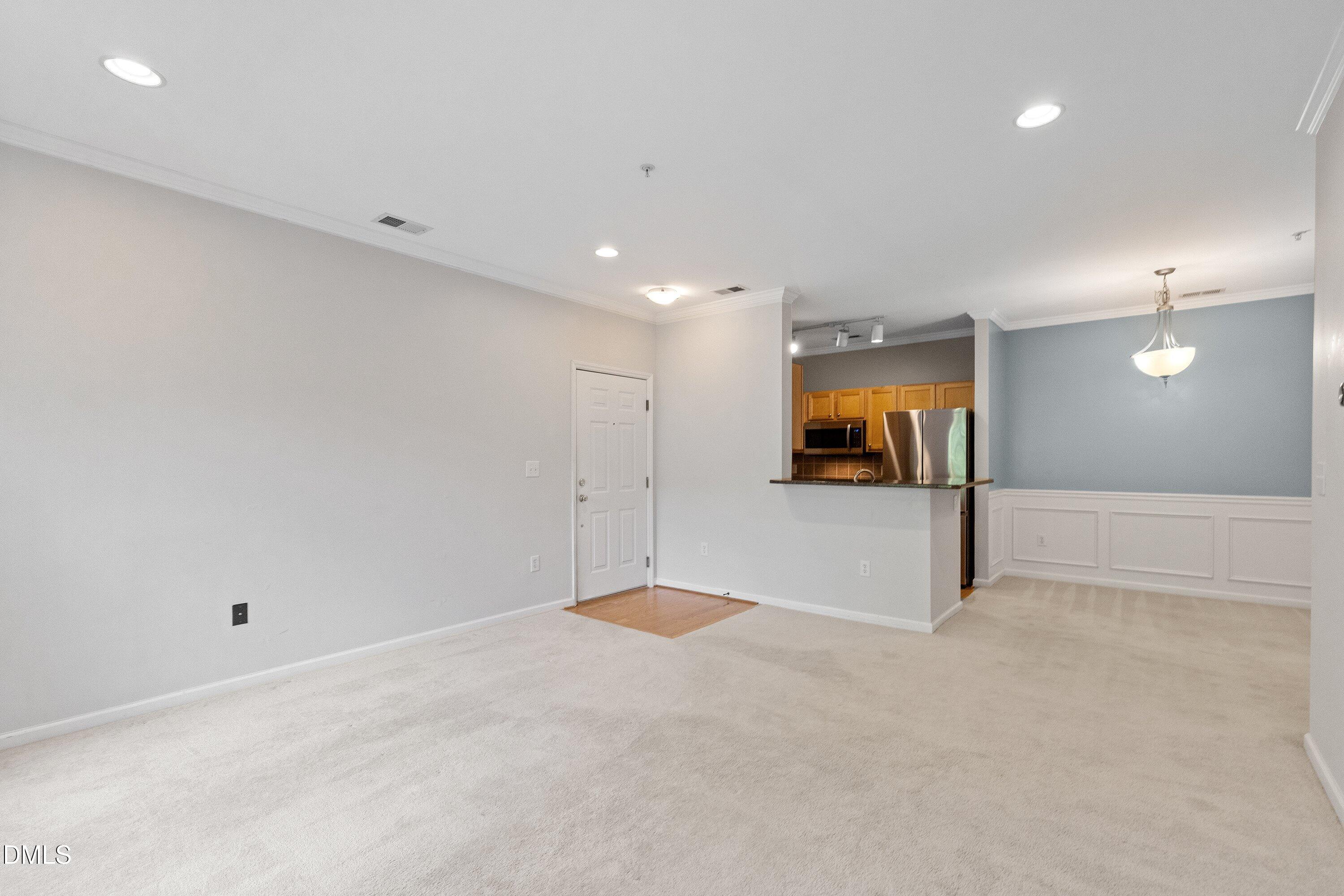 800 Moratuck Drive