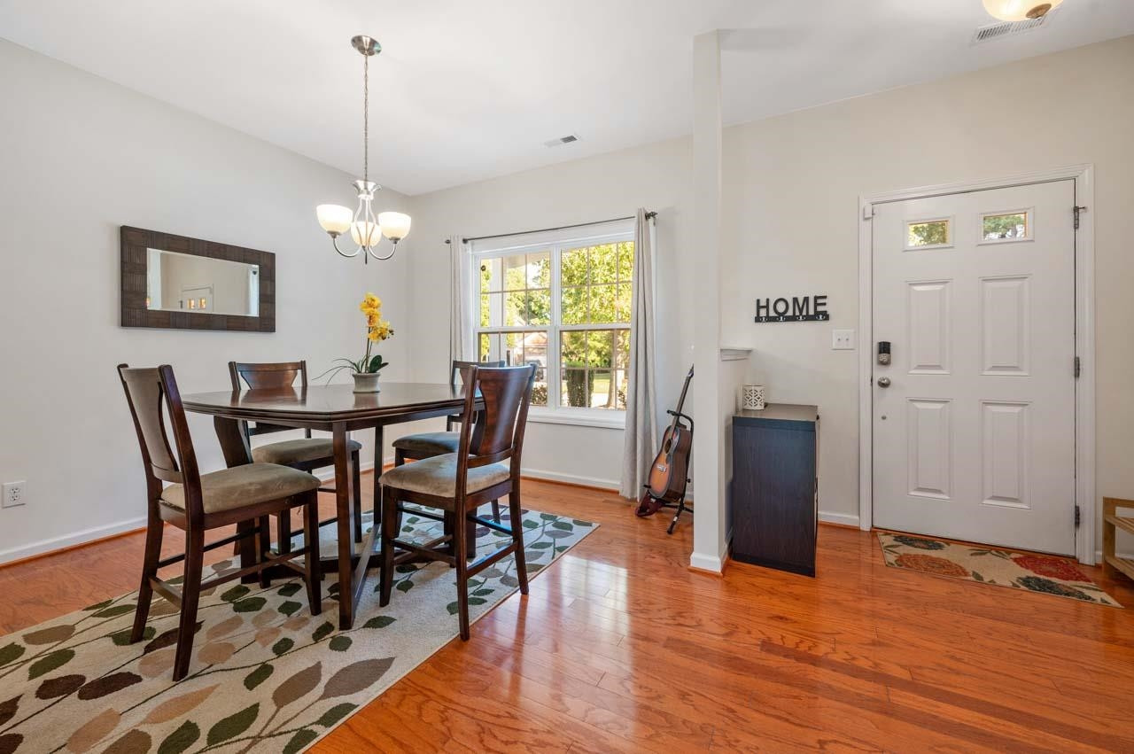 6868 Coopers Hawk Trail