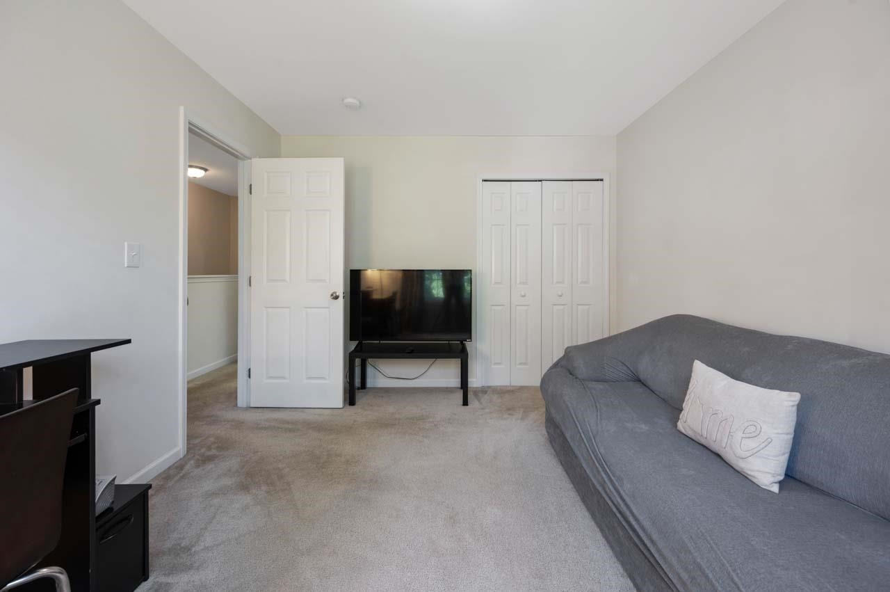 6868 Coopers Hawk Trail