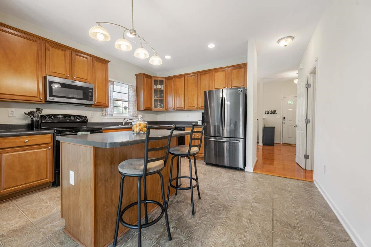 6868 Coopers Hawk Trail