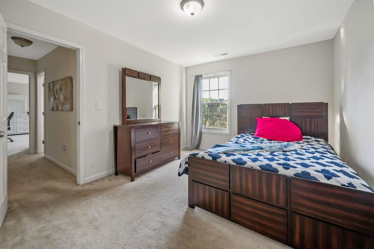 6868 Coopers Hawk Trail