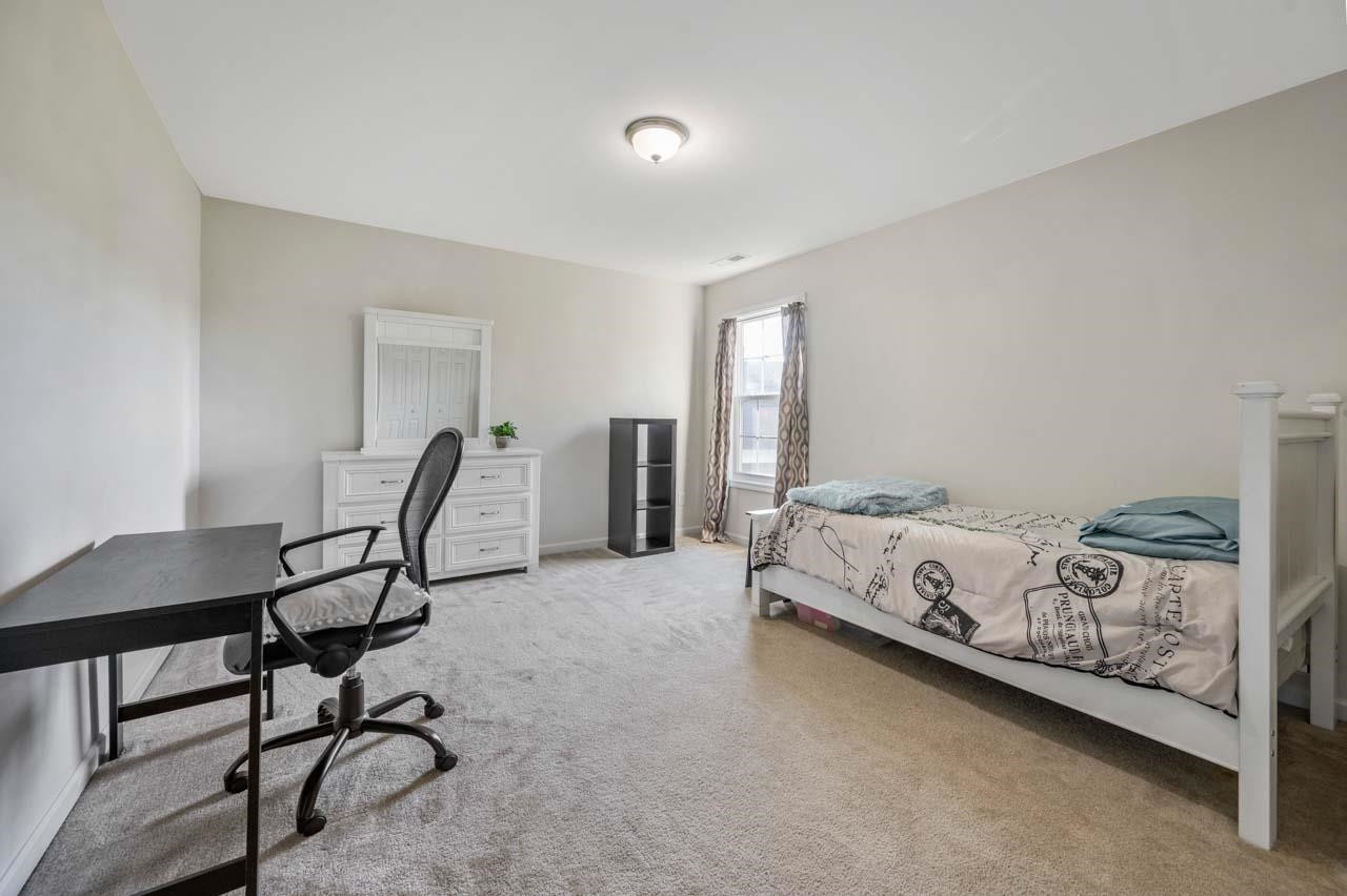 6868 Coopers Hawk Trail