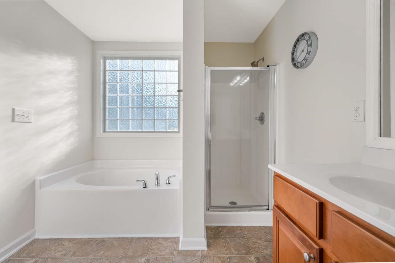 6868 Coopers Hawk Trail