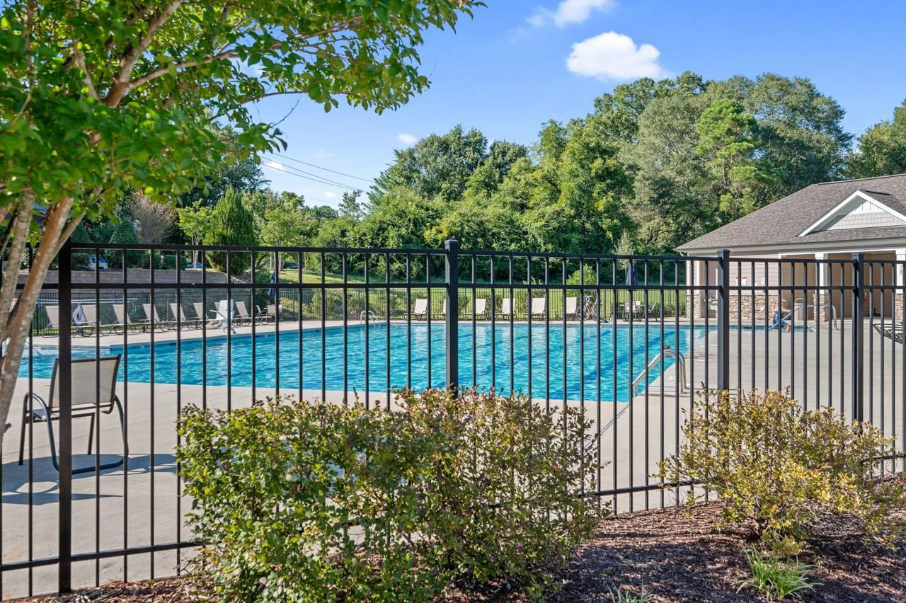 413 Spruce Pine Trail