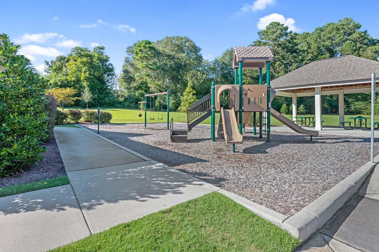 413 Spruce Pine Trail