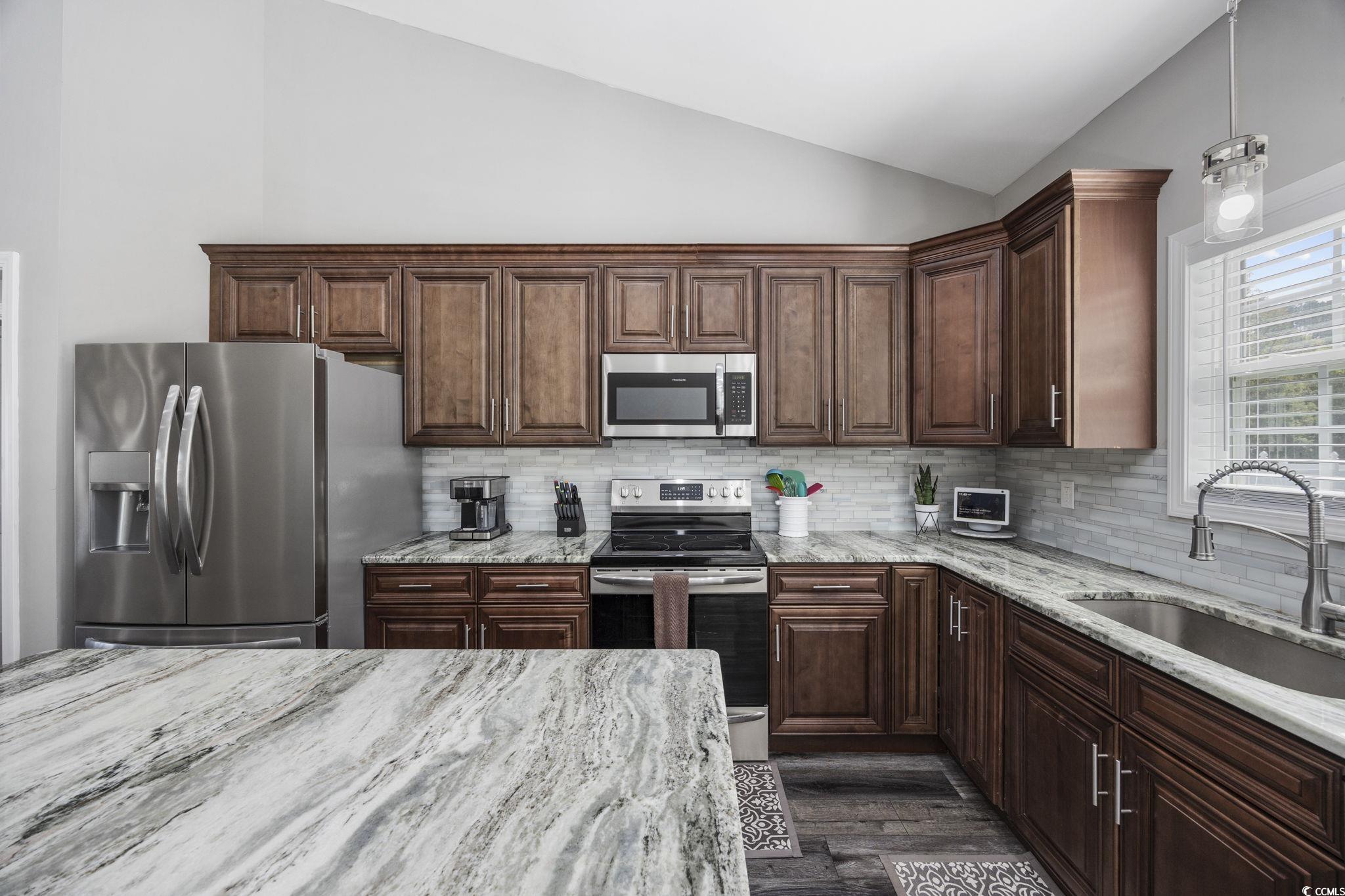 162 Silver Peak Dr.