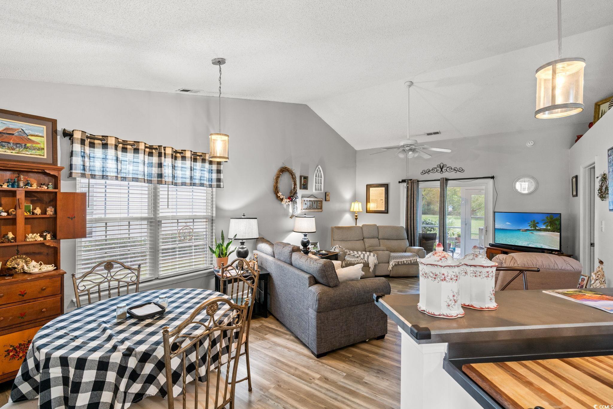 135-A Country Manor Dr. Unit: A