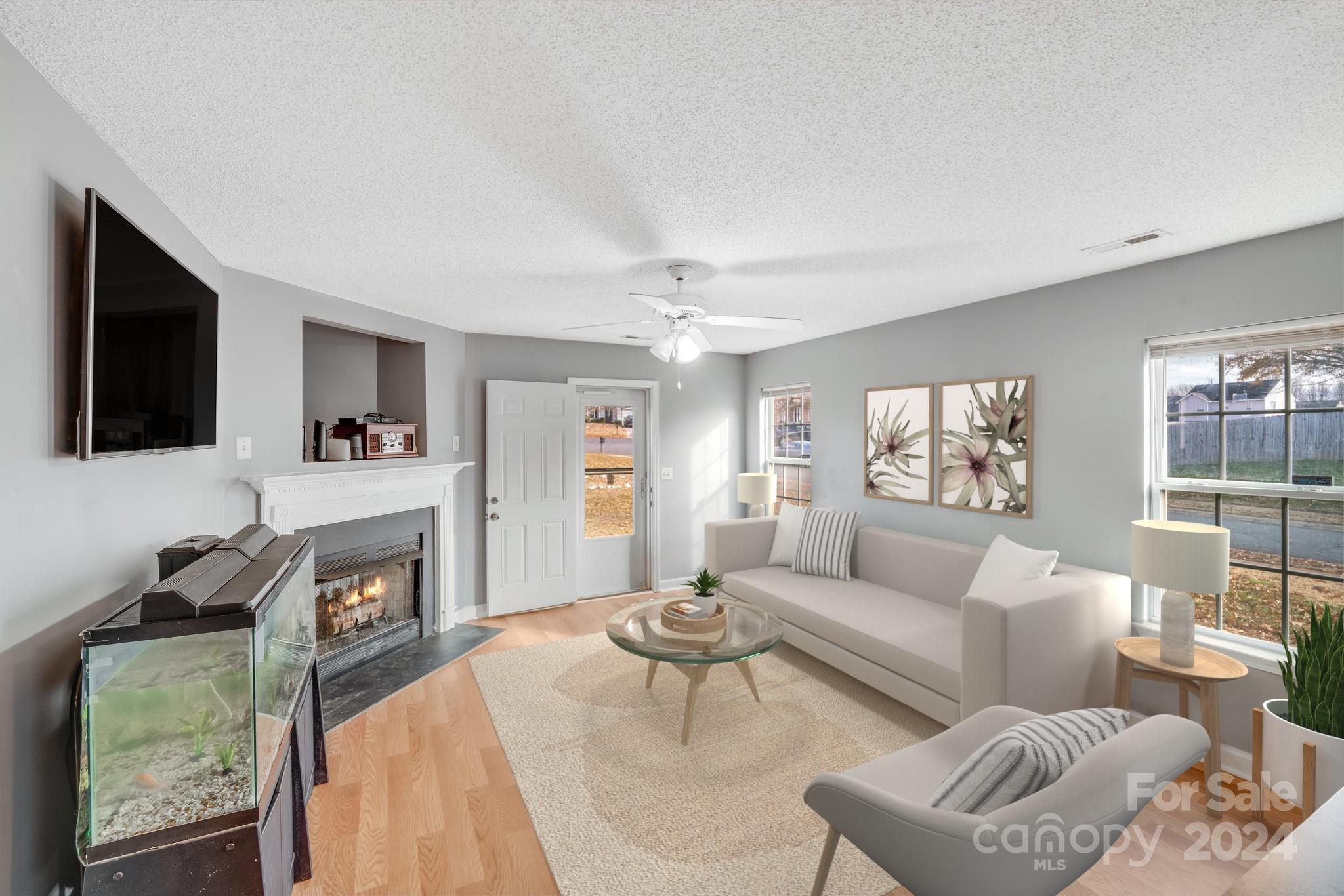 7633 Shiny Meadow Lane