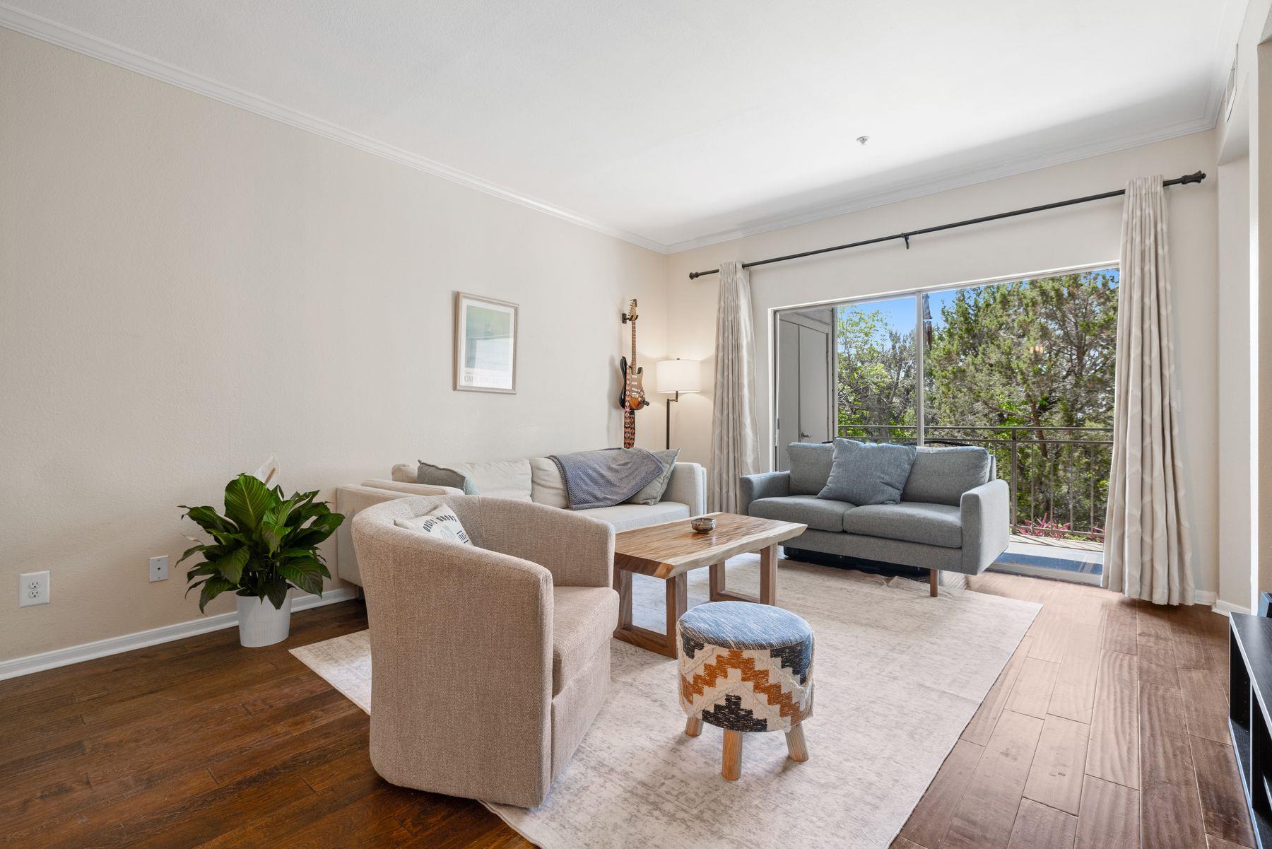 6000 Shepherd Mountain CV # 302