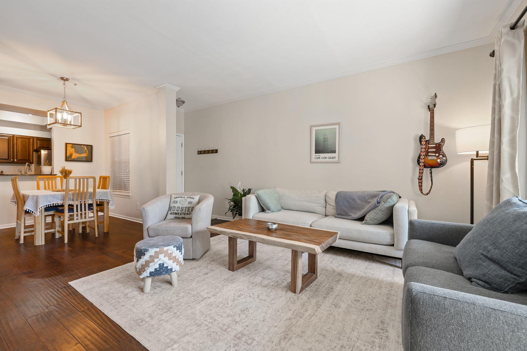 6000 Shepherd Mountain CV # 302