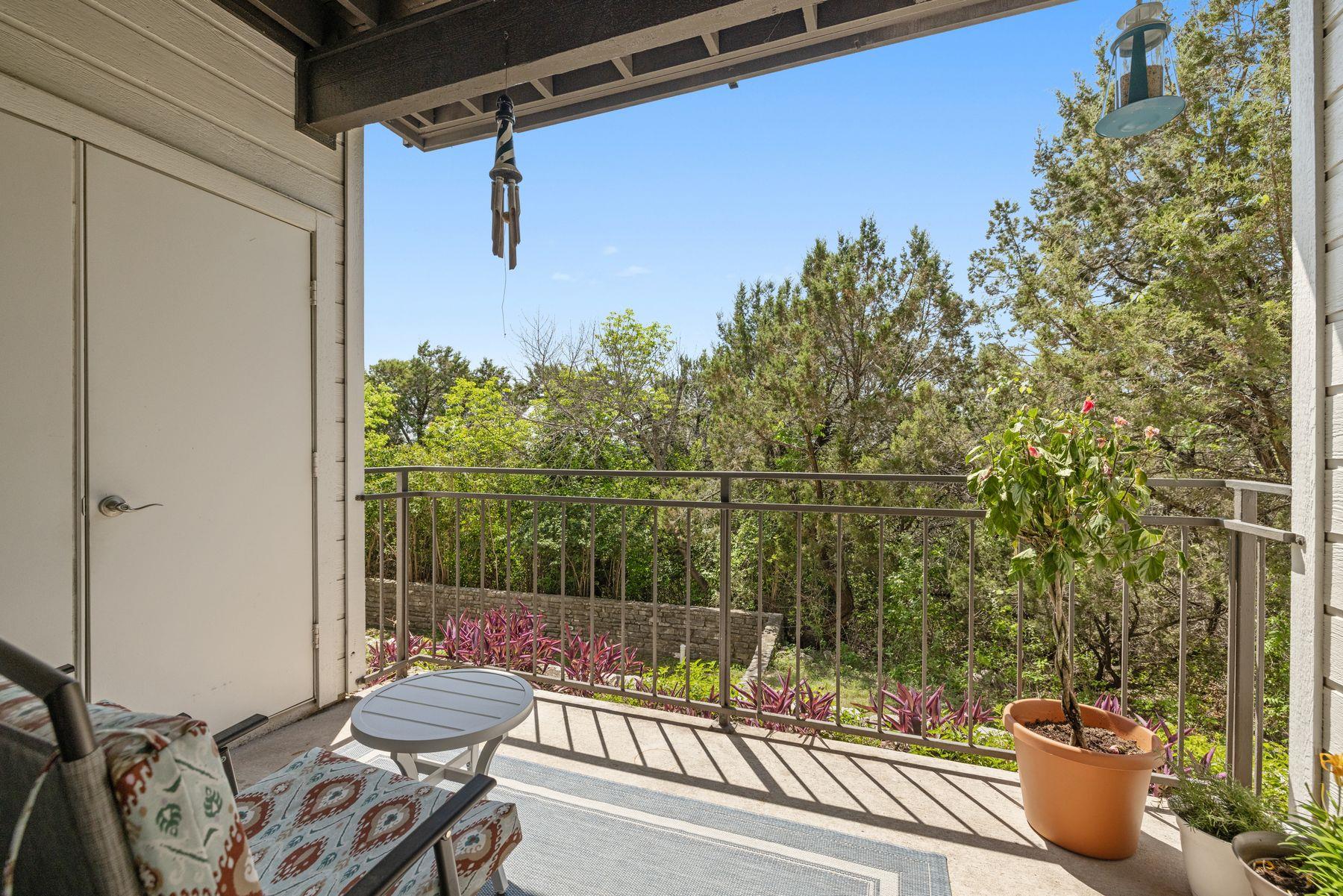 6000 Shepherd Mountain CV # 302