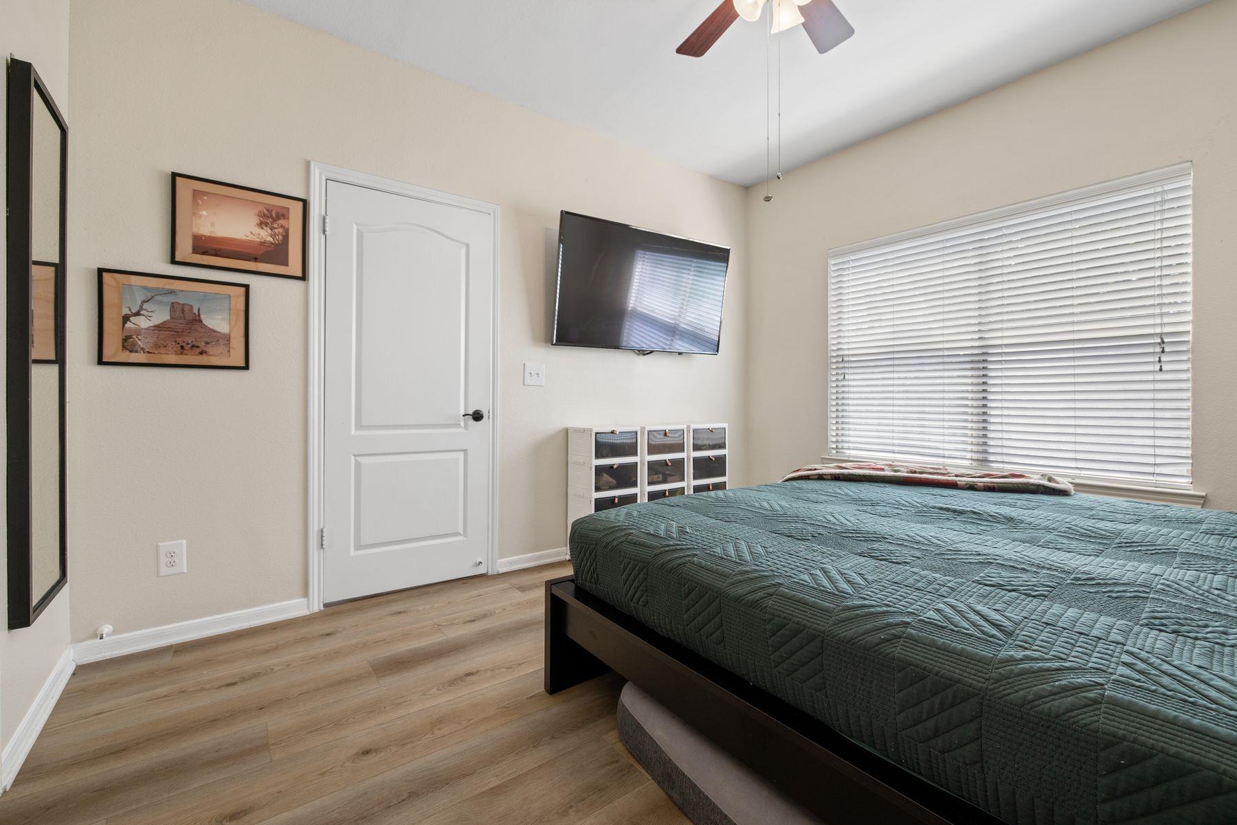 6000 Shepherd Mountain CV # 302