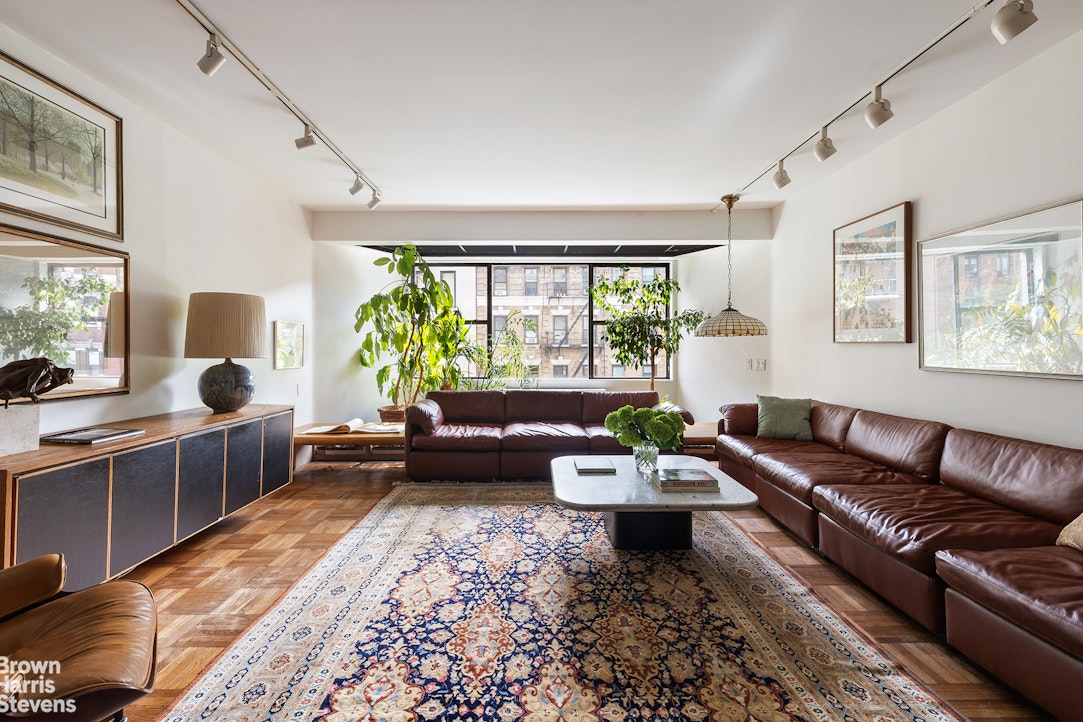 60 E END Avenue 4C