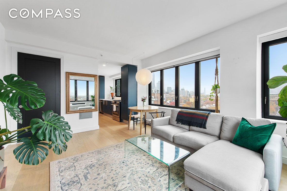 475 Clermont Avenue 1132