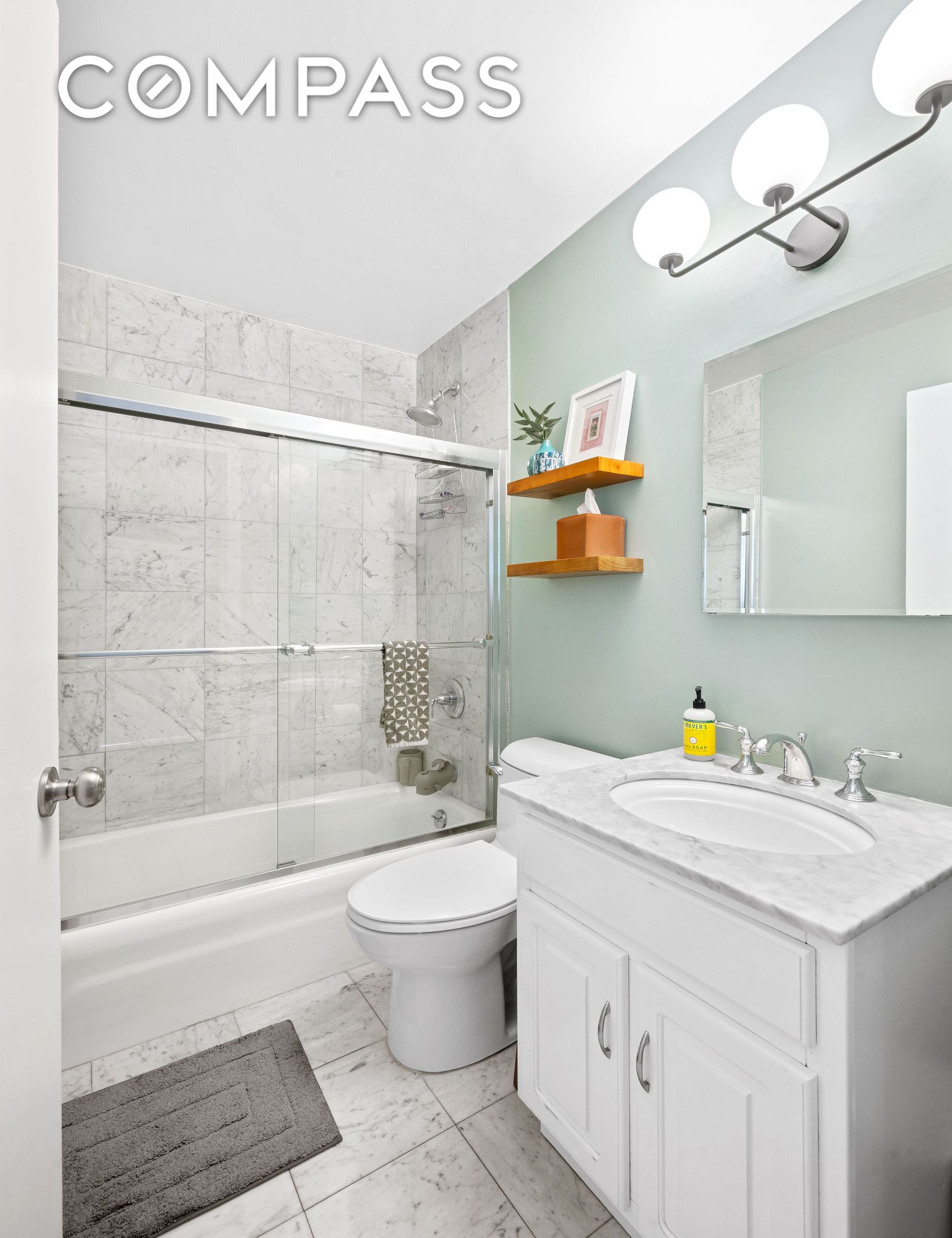 245 E 54th Street 26JK