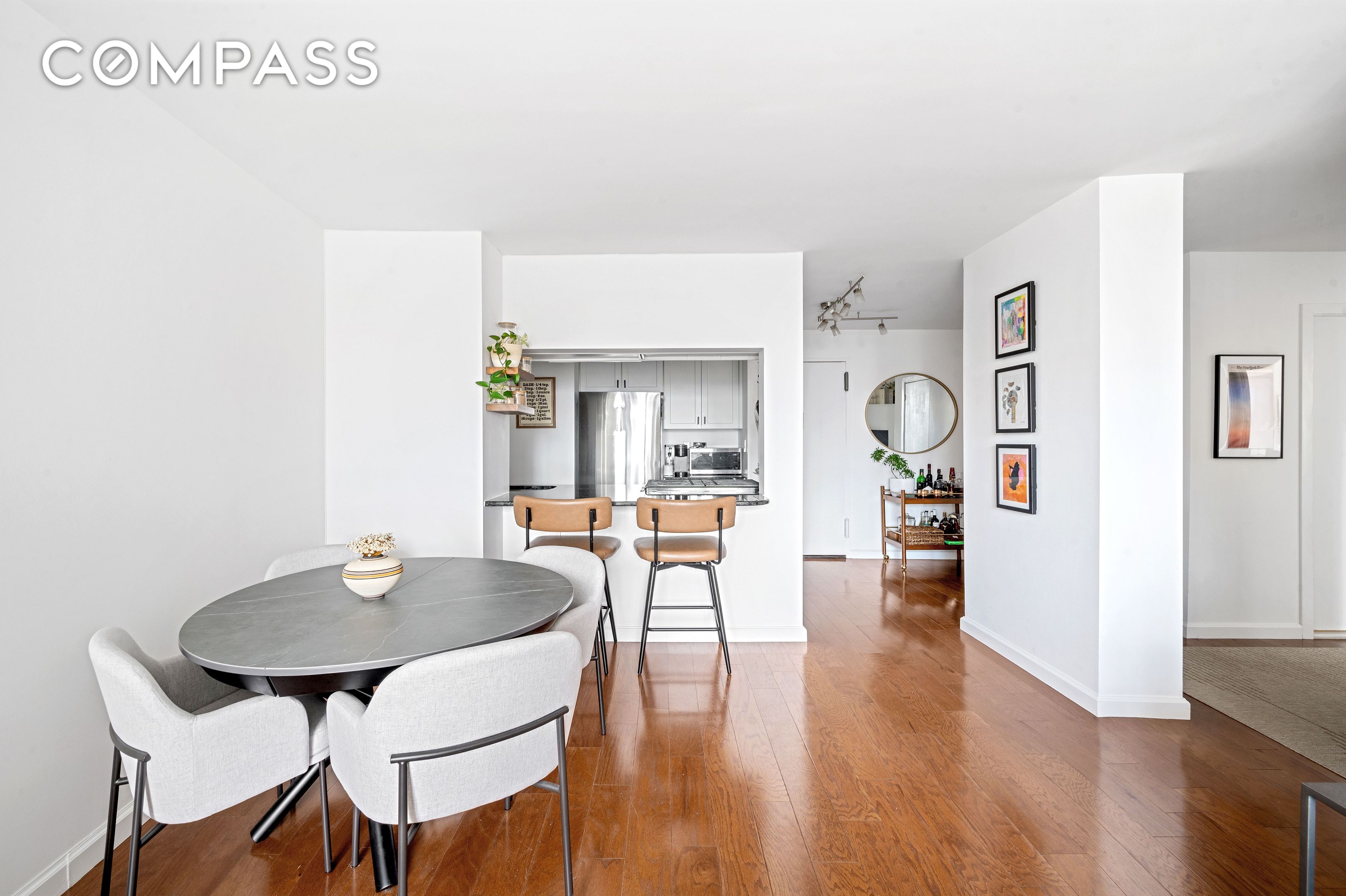 245 E 54th Street 26JK