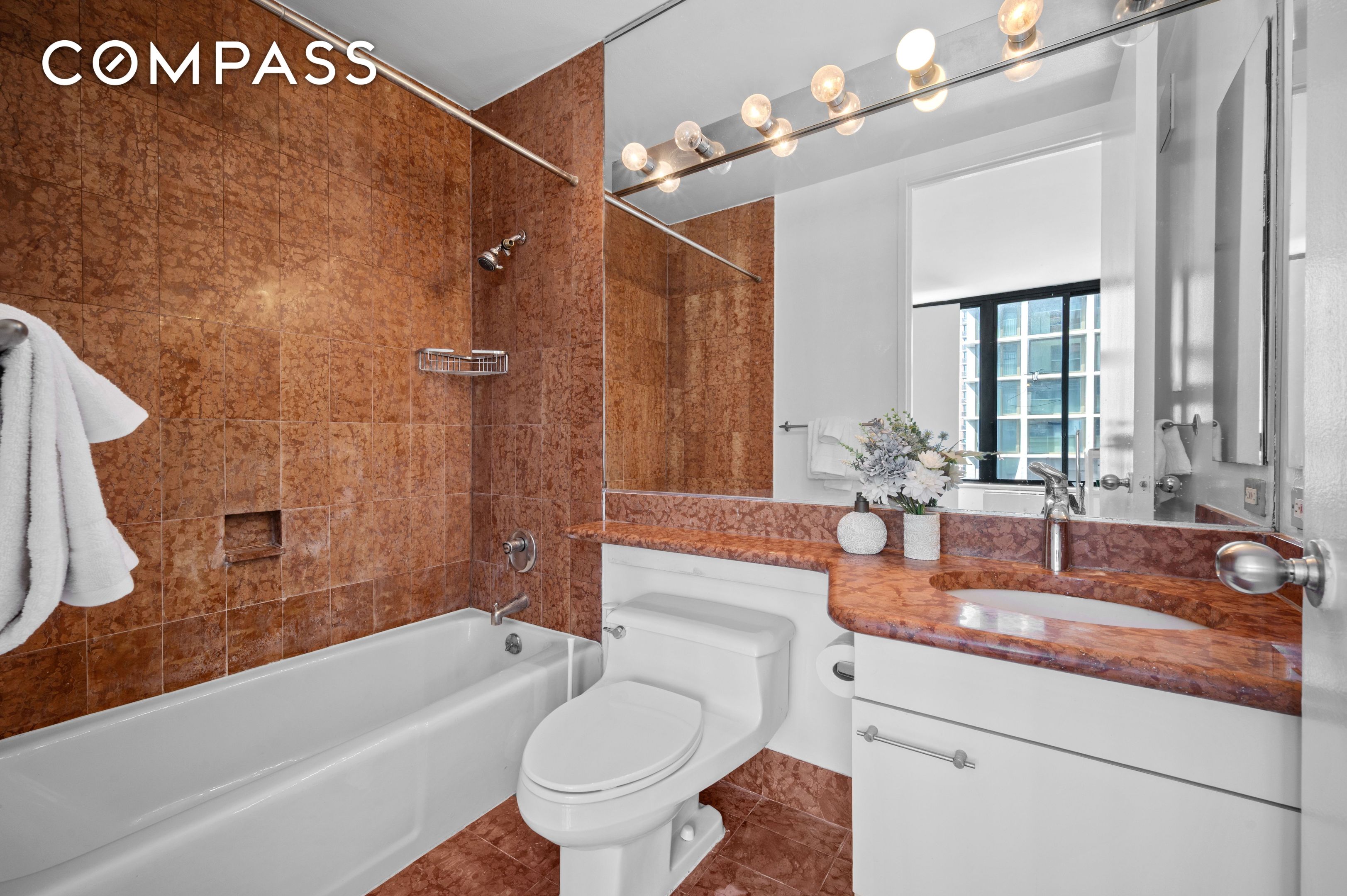 300 E 93rd Street 21C