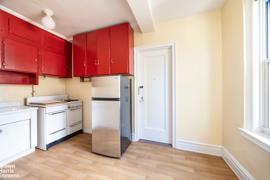 800 W END Avenue 15F