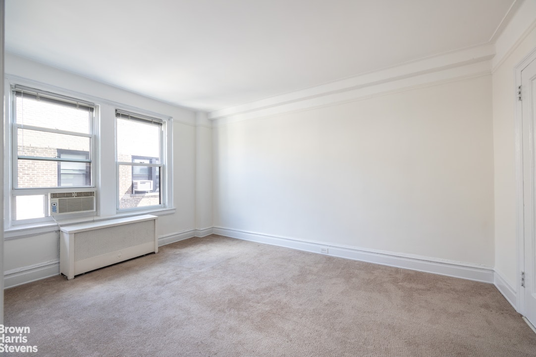 800 W END Avenue 15F