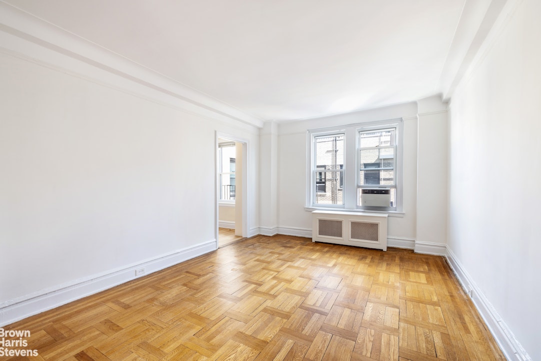 800 W END Avenue 15F