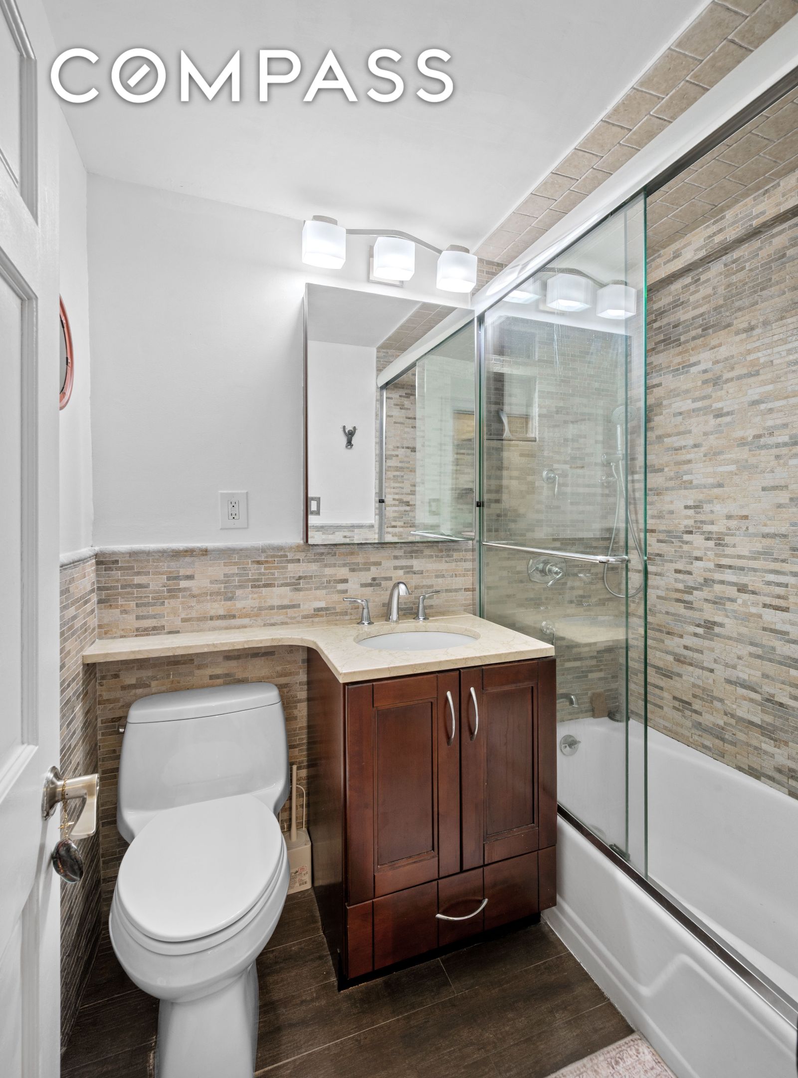 225 E 57th Street 5S