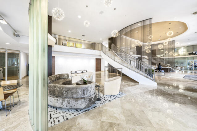 511 SE 5 Avenue 1722