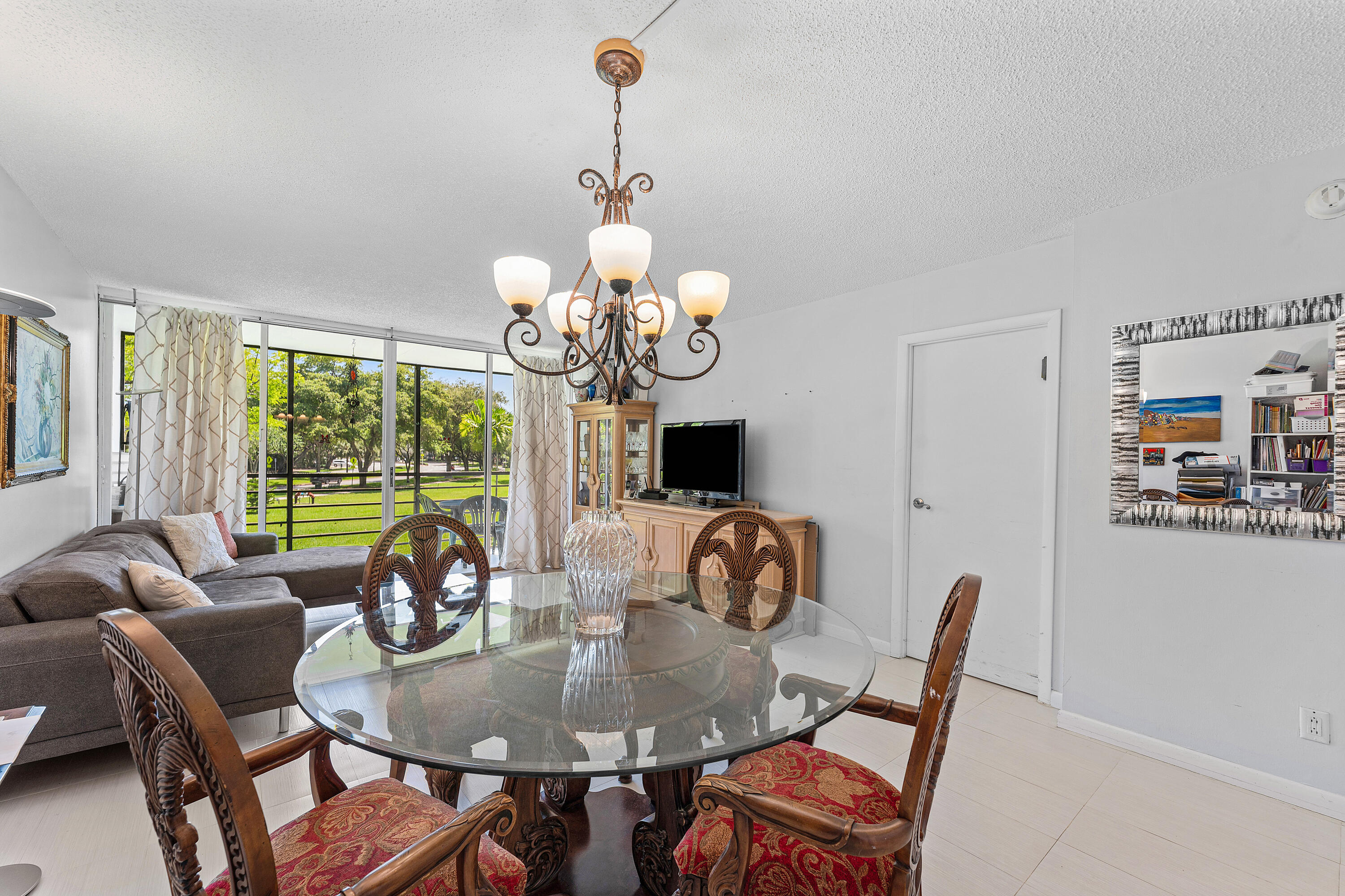 20500 W Country Club Drive 210