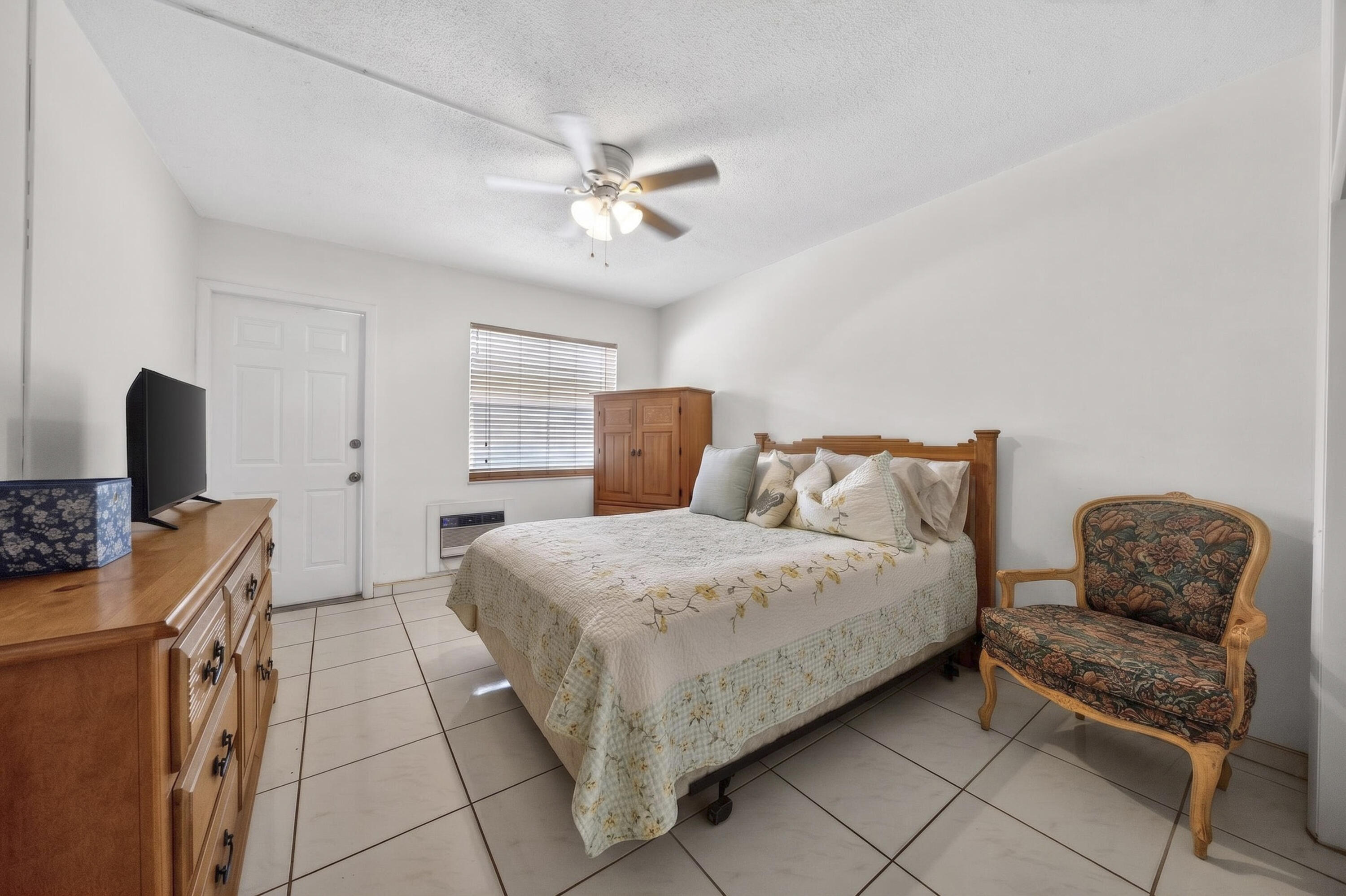 2918 Funston Street 35b