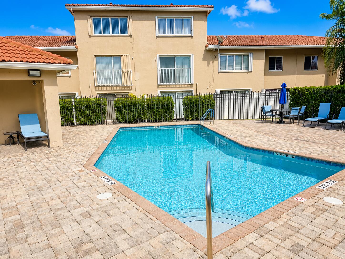180 Riviera Circle 30-5