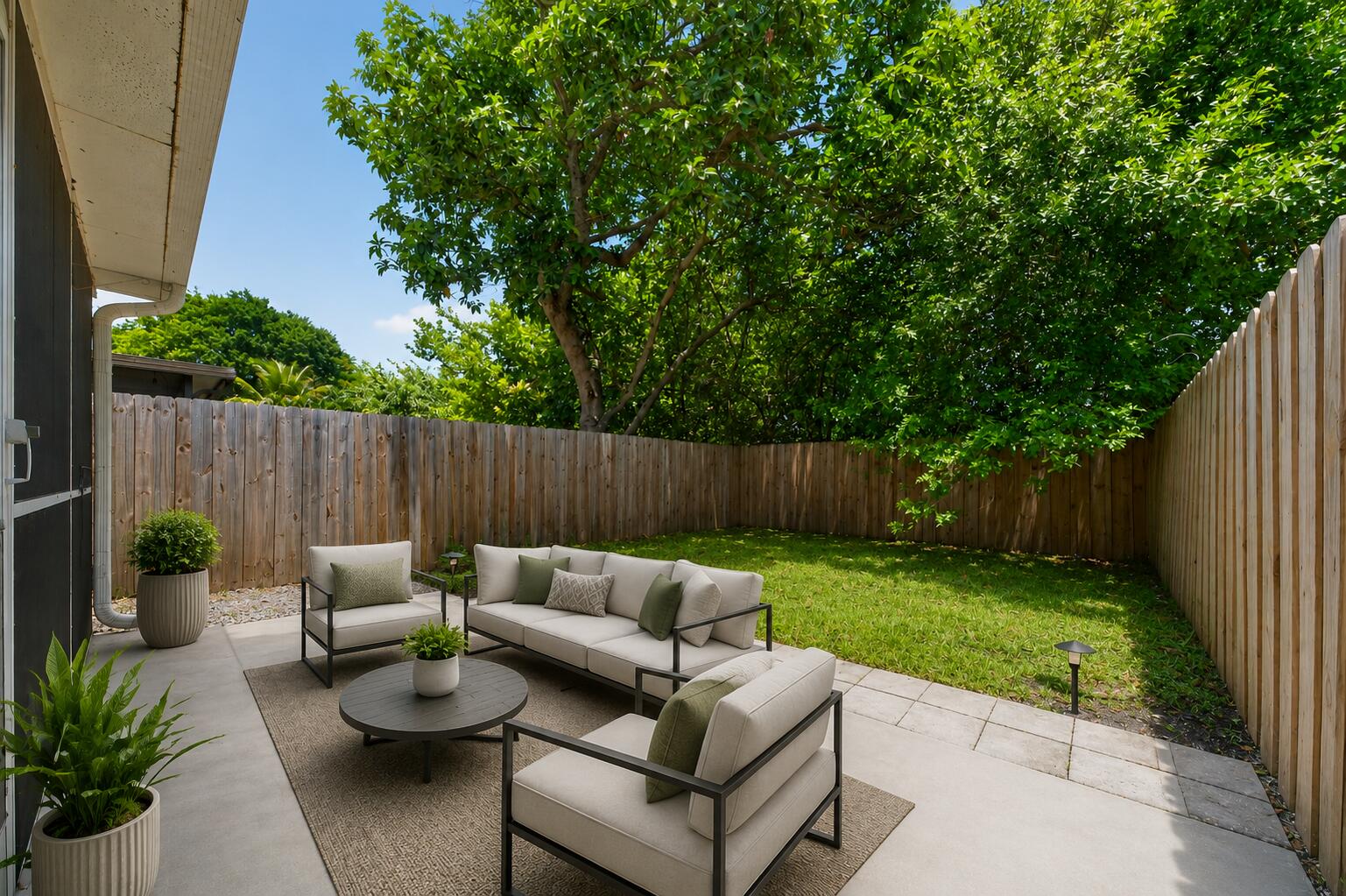 292 SUNSHINE Drive 292