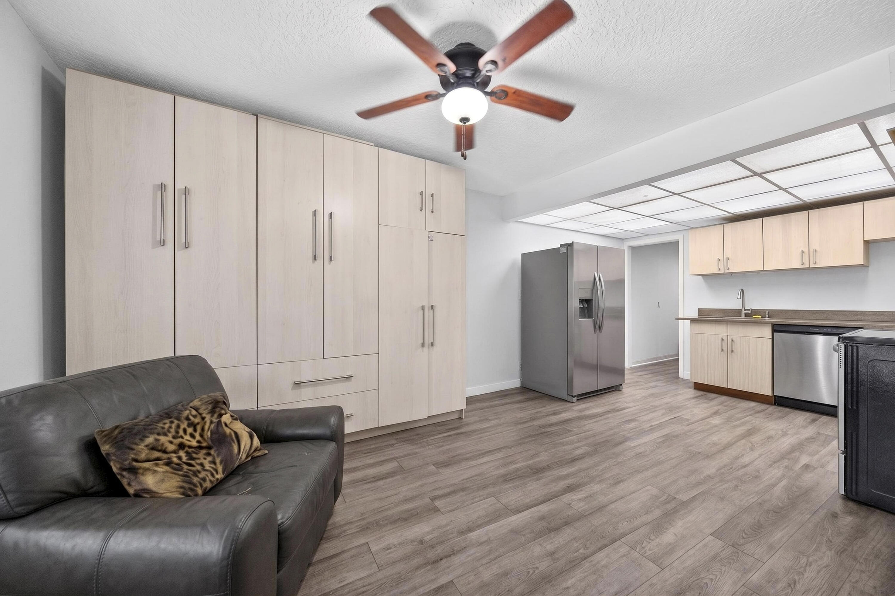 292 SUNSHINE Drive 292