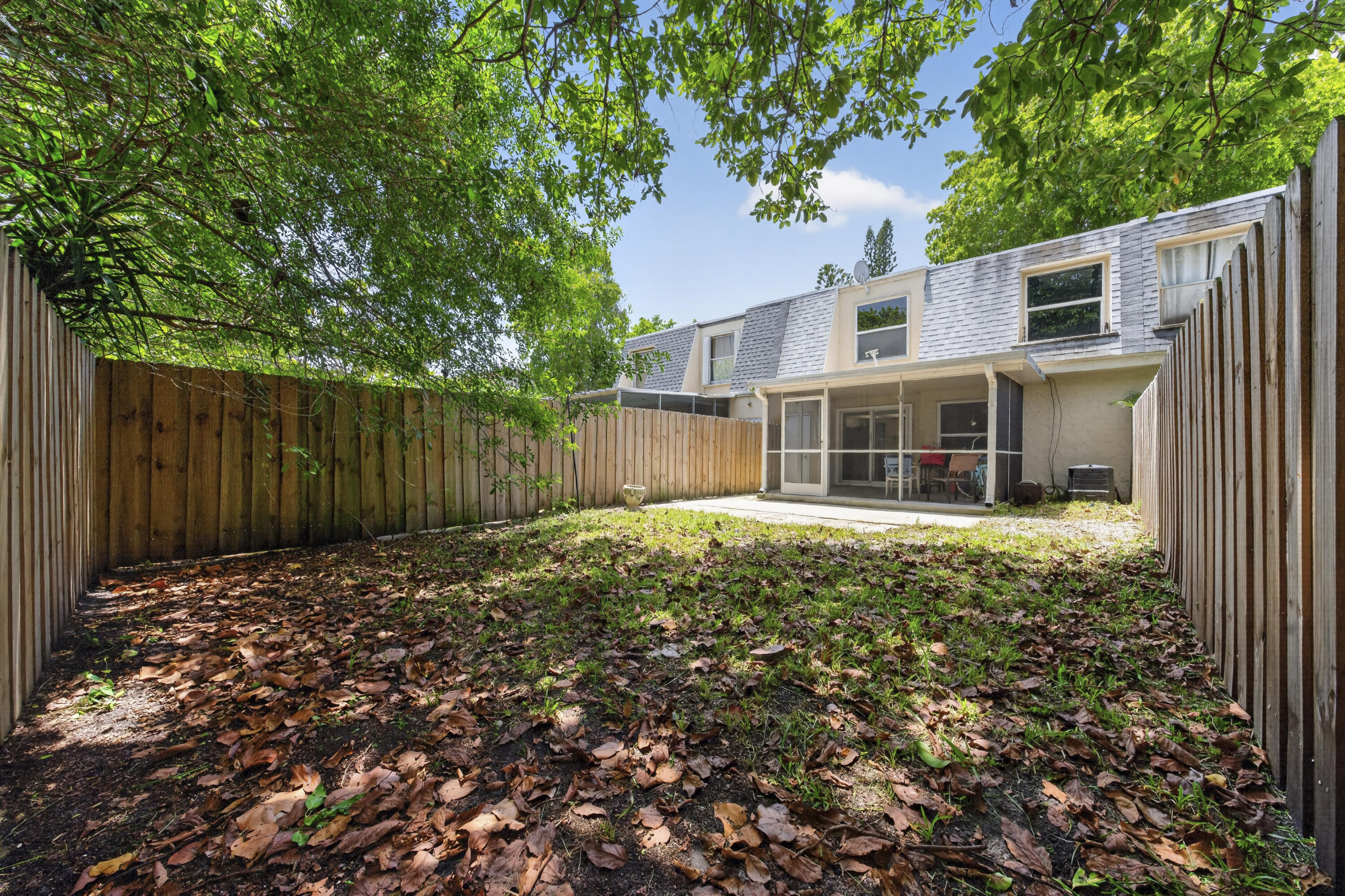 292 SUNSHINE Drive 292
