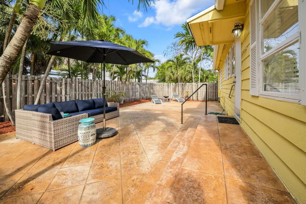 813 SE 14TH Court