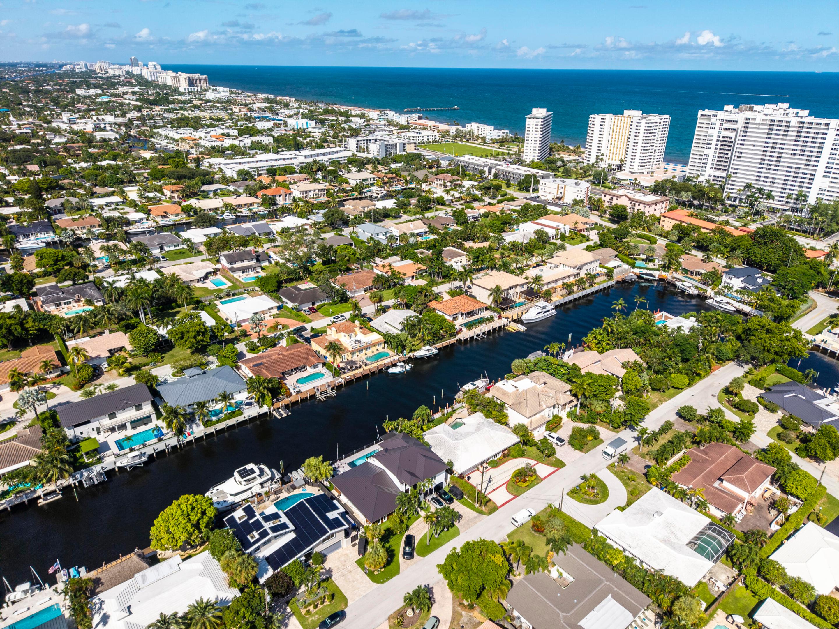 11 Castle Harbor Isle Drive