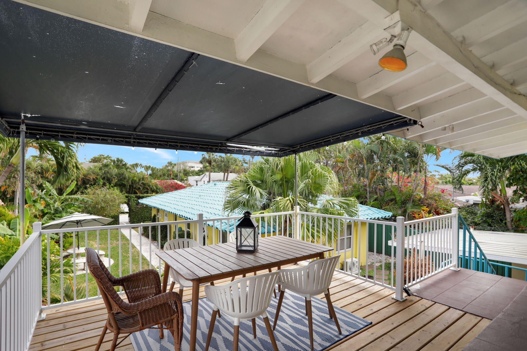 305 HIBISCUS Avenue