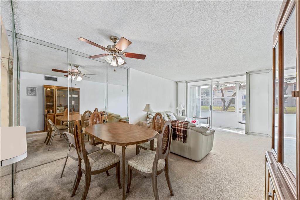 2831 E Sunrise Lakes Dr 106