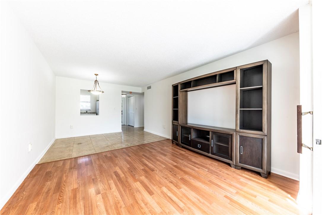 2711 N Pine Island Rd 107