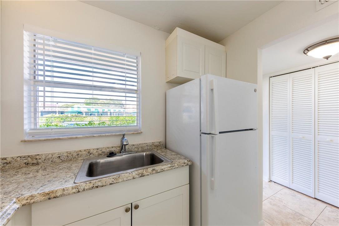 2711 N Pine Island Rd 107