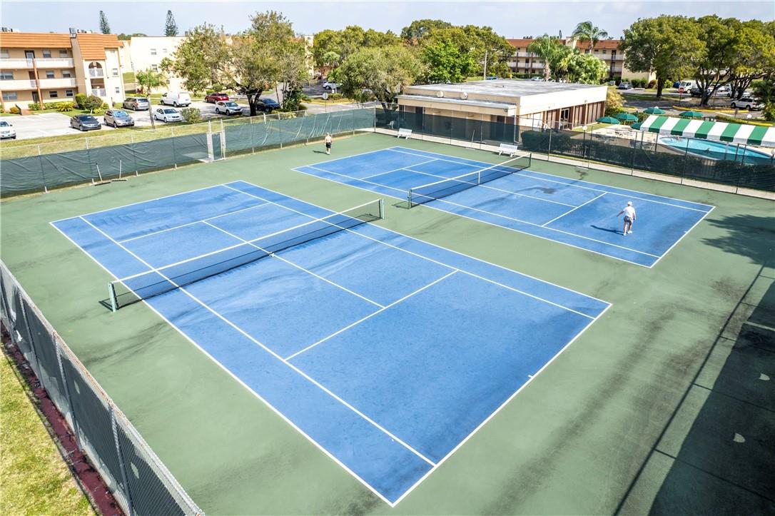 2711 N Pine Island Rd 107