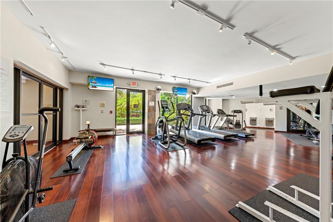 3300 NE 191st St PH6