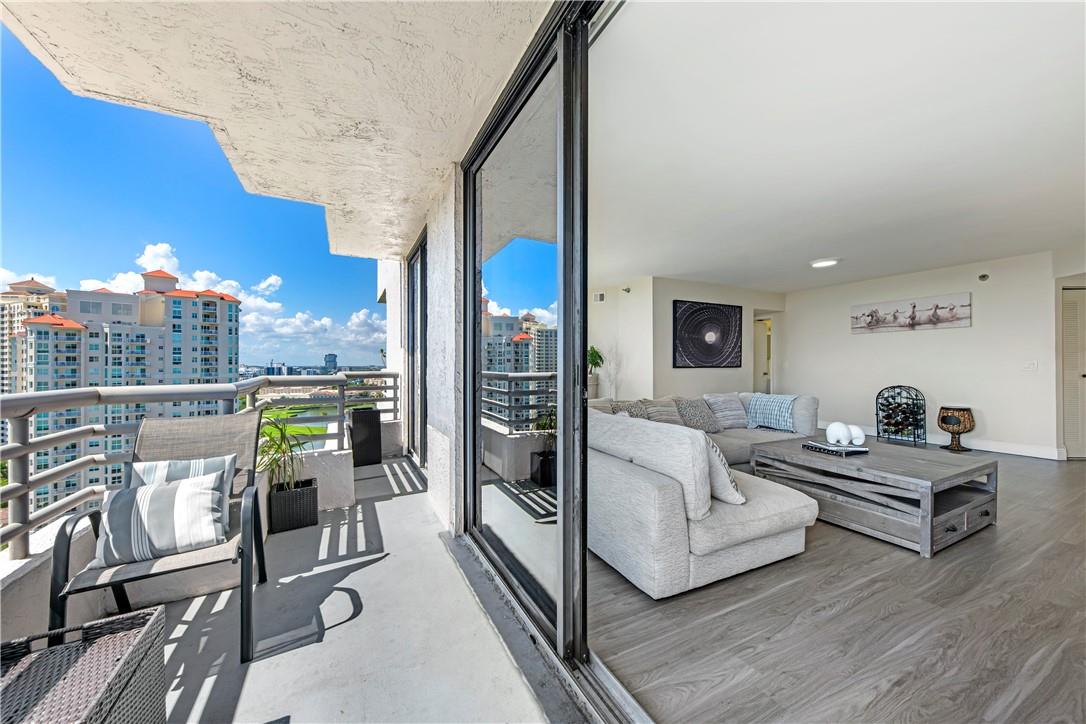 3300 NE 191st St PH6