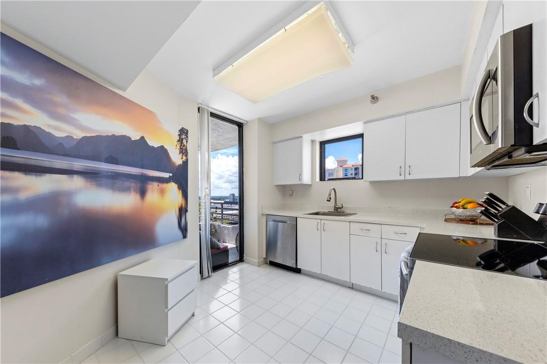 3300 NE 191st St PH6