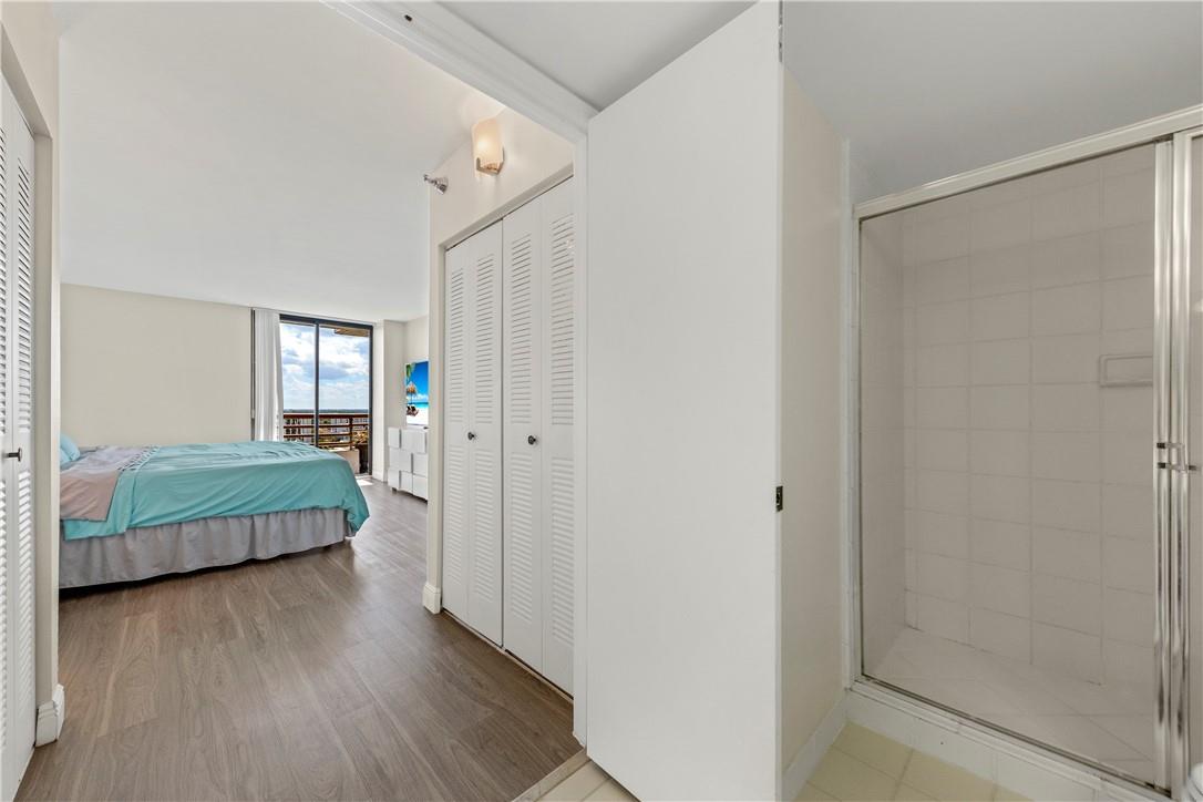 3300 NE 191st St PH6