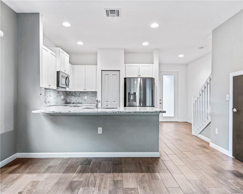 4230 N Dixie Hwy 113