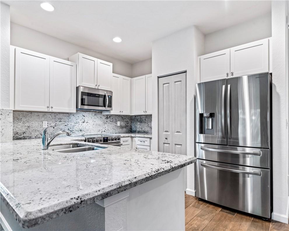 4230 N Dixie Hwy 113