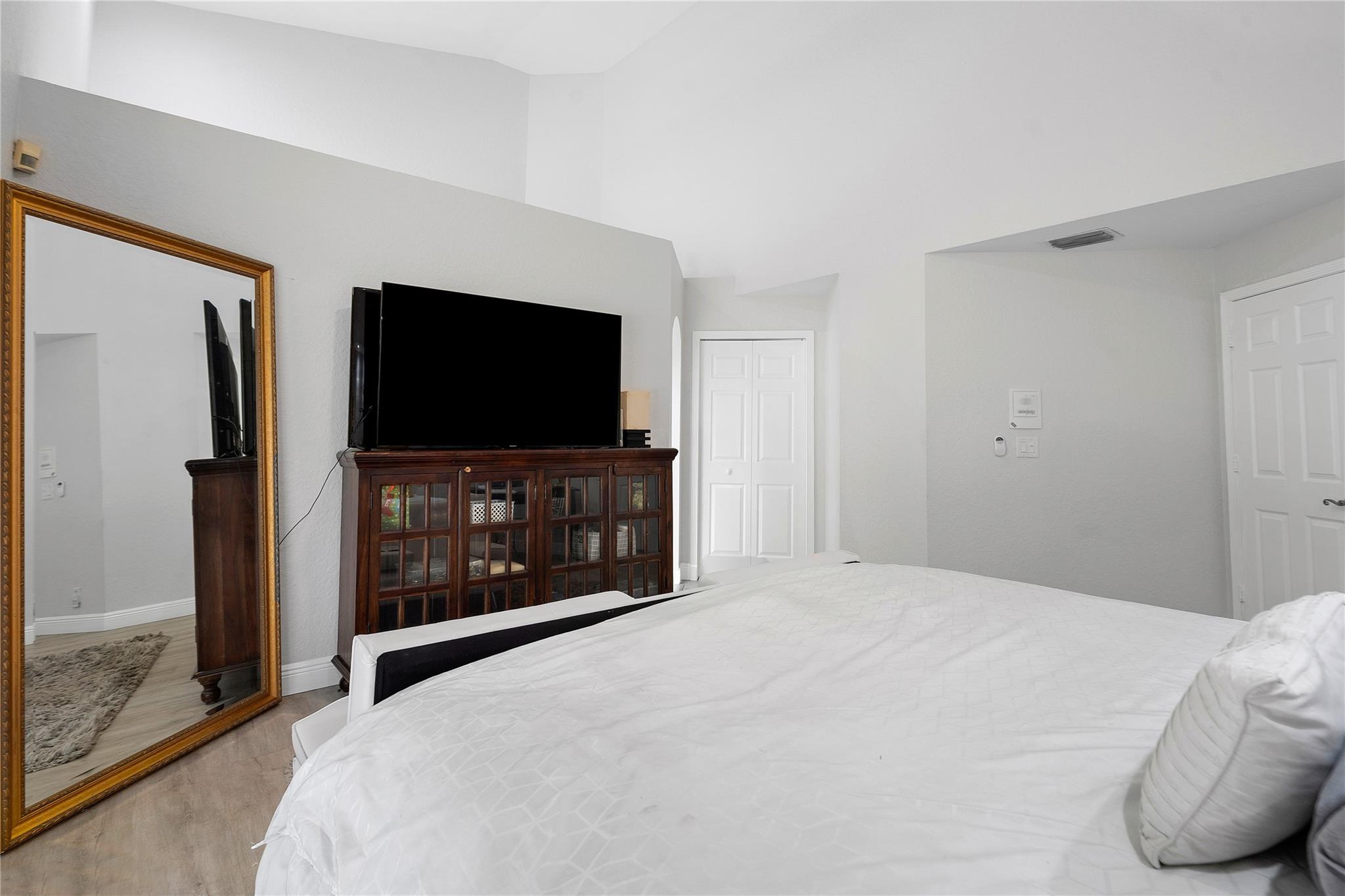 6631 NW 43rd Terrace