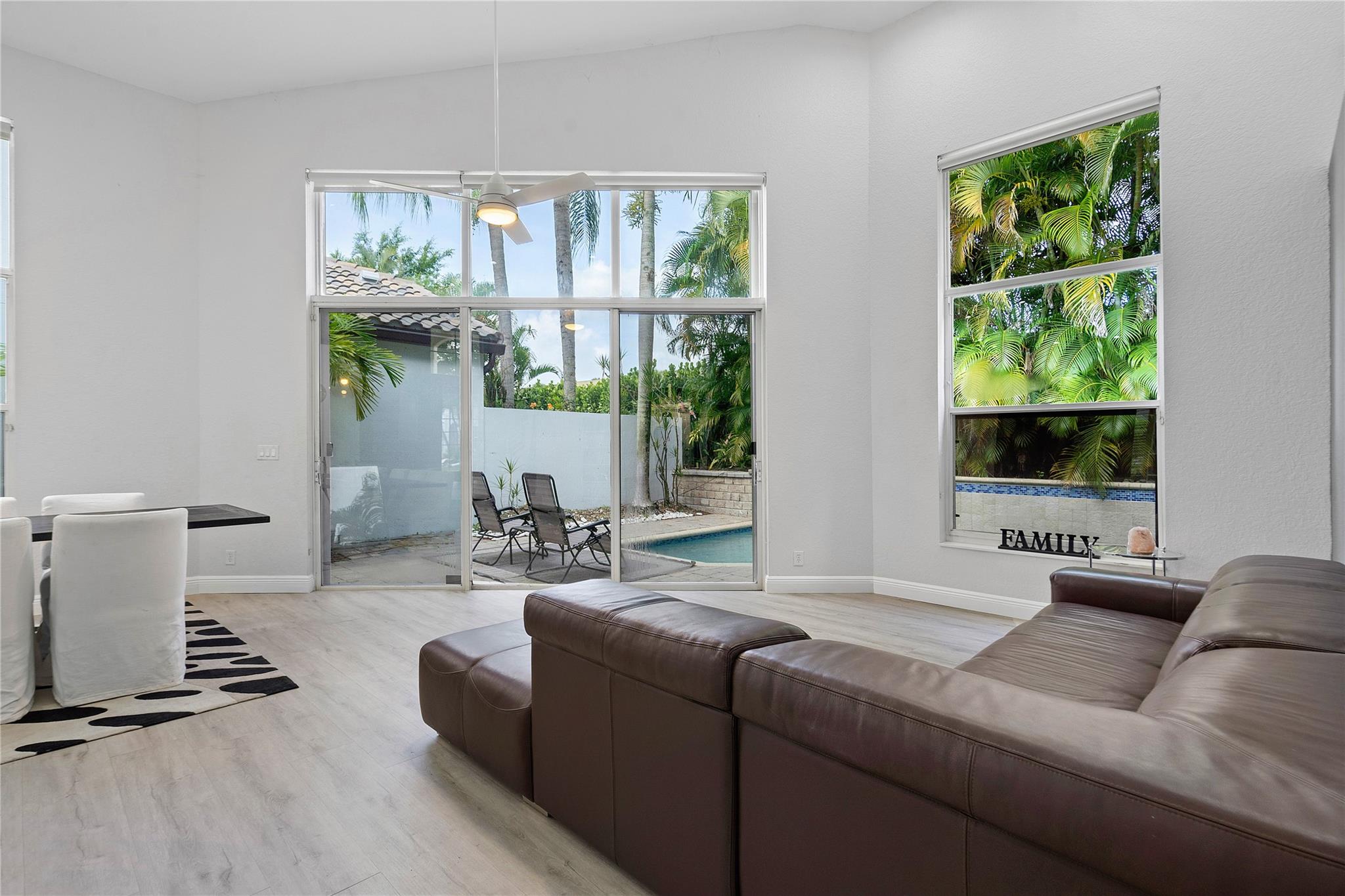 6631 NW 43rd Terrace