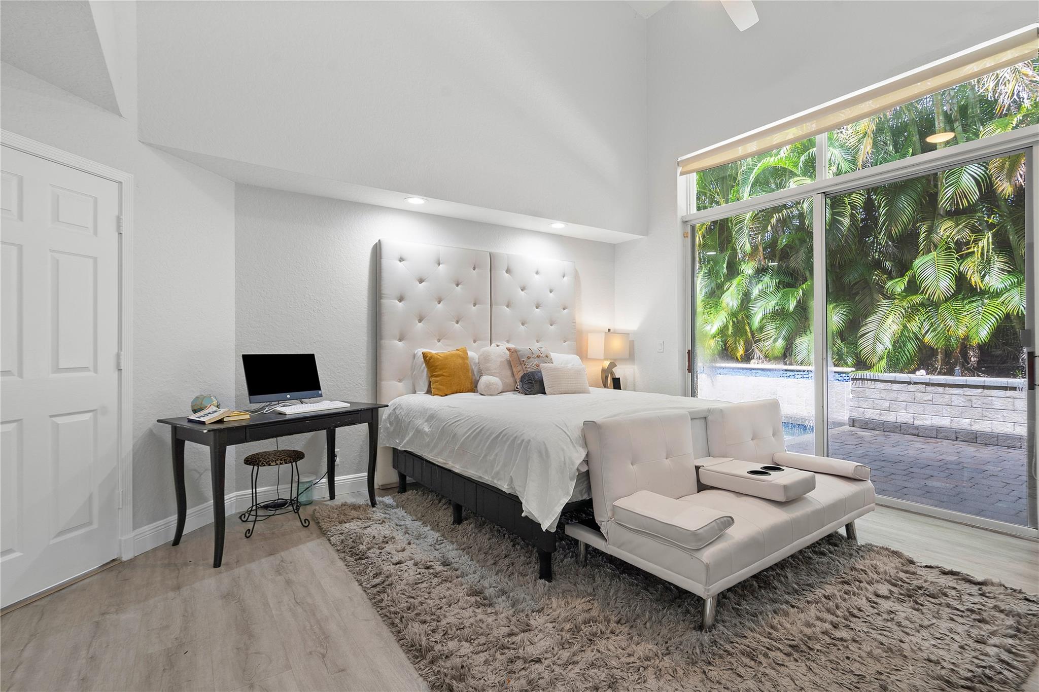 6631 NW 43rd Terrace