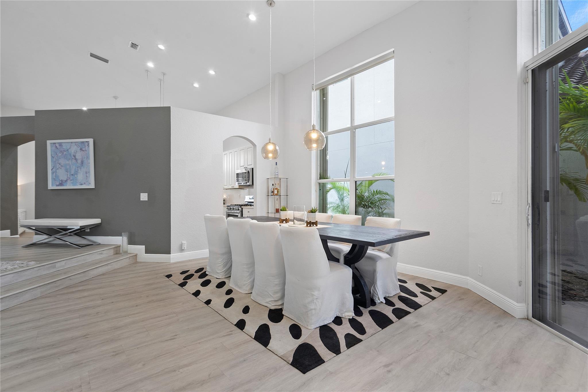 6631 NW 43rd Terrace