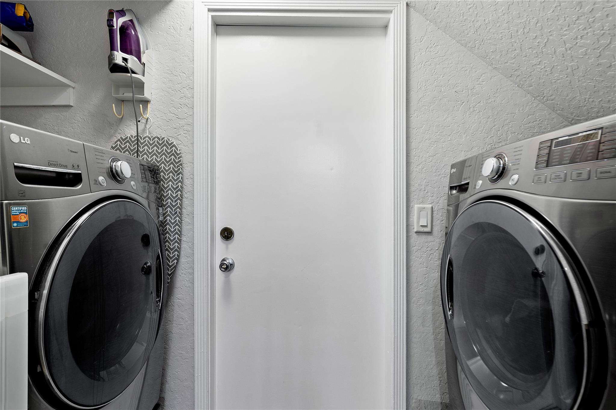 6631 NW 43rd Terrace